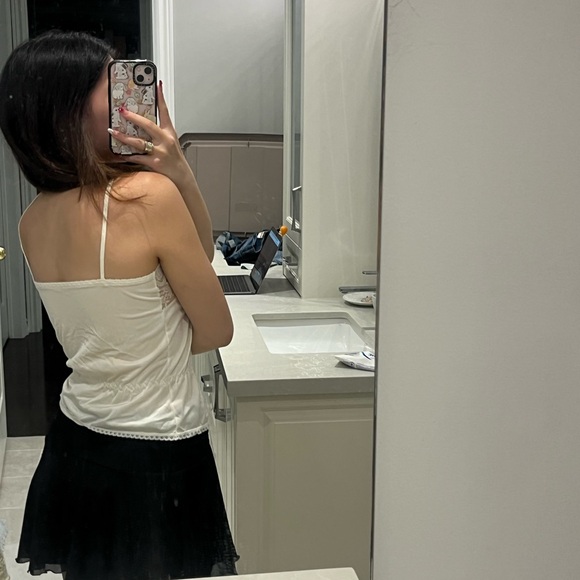 ADORABLE white lace slip tank - Picture 3 of 6